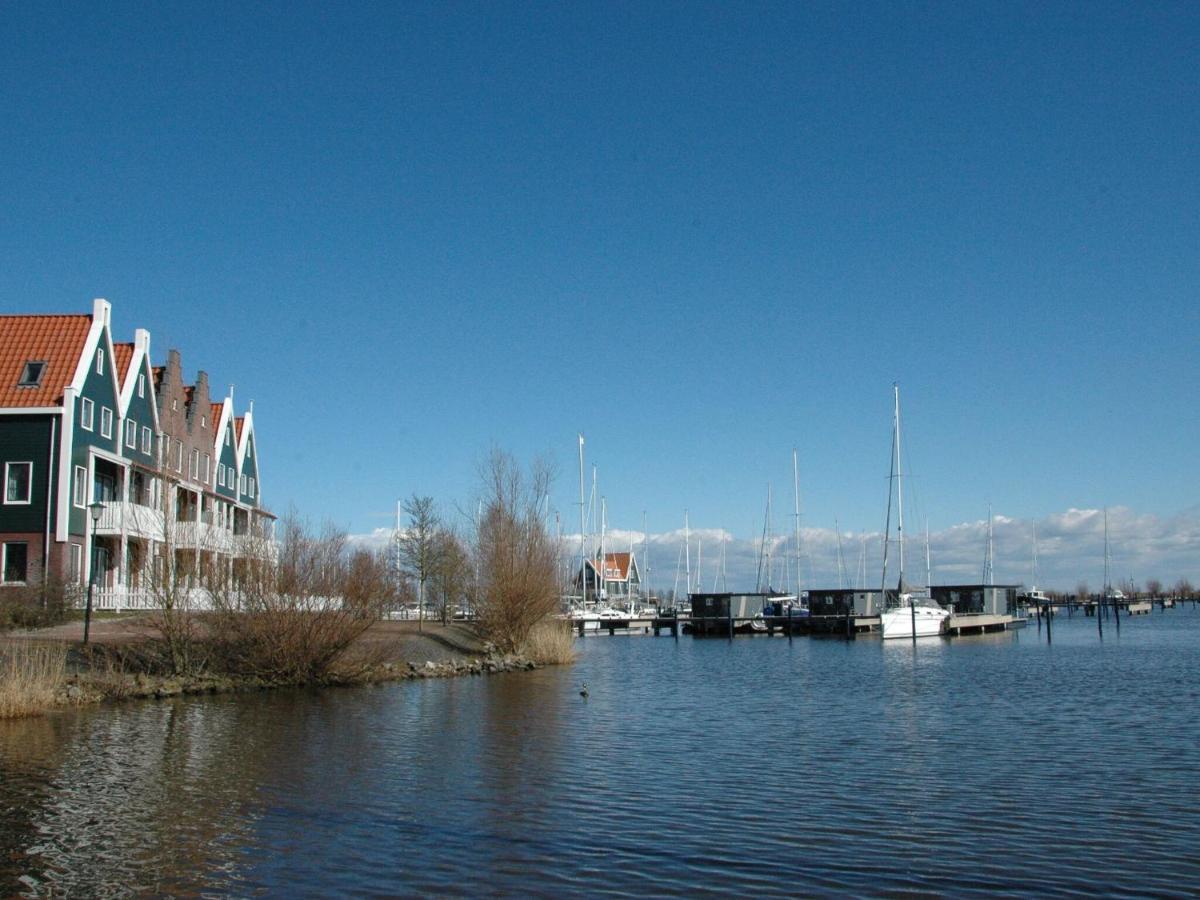 Beautiful Houseboat In The Harbour Of Volendam Near Centre 호텔 외부 사진