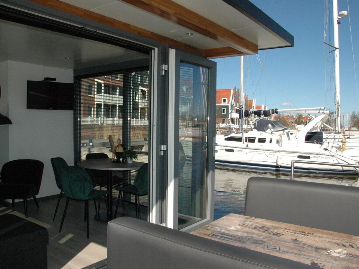 Beautiful Houseboat In The Harbour Of Volendam Near Centre 호텔 외부 사진